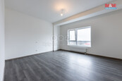 Prodej bytu 3+kk, 71 m2, Karlovy Vary, ul. Dubová, č.10, cena 4227910 CZK / objekt, nabízí 