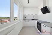 Prodej bytu 4+1, 83 m², ulice Dvořákova, Karlovy Vary Stará Role, cena 5200000 CZK / objekt, nabízí 