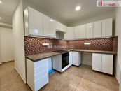 Pronájem, Byt 3+1, Karlovy Vary, cena 18000 CZK / objekt / měsíc, nabízí 