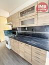  Prodej slunného bytu 3+1 s balkonem, ul. Krymská, Karlovy Vary, Tuhnice, cena 3950000 CZK / objekt, nabízí 