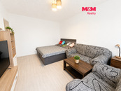Prodej bytu 2+1 s garáží, OV, Karlovy Vary, ul. Jahodová, cena 4635200 CZK / objekt, nabízí 