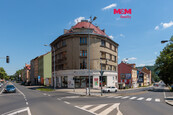 Prodej bytu 1+1, 40 m2, Karlovy Vary, ul. Kpt. Jaroše, cena 2799000 CZK / objekt, nabízí 