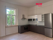 Pronájem bytu 4+kk, 118 m2, Mariánské Lázně,ul. Hlavní třída, cena 21000 CZK / objekt / měsíc, nabízí 