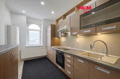 Prodej bytu 1+1, 33 m2, Karlovy Vary, ul. Nákladní, cena 3250000 CZK / objekt, nabízí 