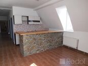 Pronájem, Byt 3+1, Karlovy Vary, cena 13900 CZK / objekt / měsíc, nabízí Redot s.r.o.