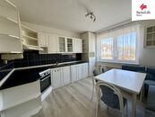 Prodej bytu 3+1 92 m2 třída Vítězství, Mariánské Lázně, cena cena v RK, nabízí 