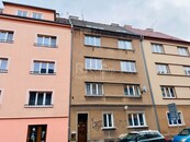 Prodej bytu 3+1, 79 m2, sklep, parkovací stání, ul. Valdštejnova - Cheb, cena 3800000 CZK / objekt, nabízí 